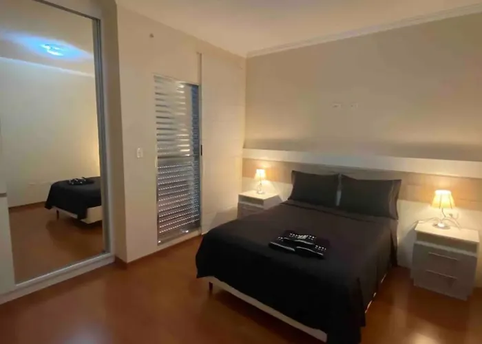 Proximo Ao Centro, 3 Quartos Com Suite