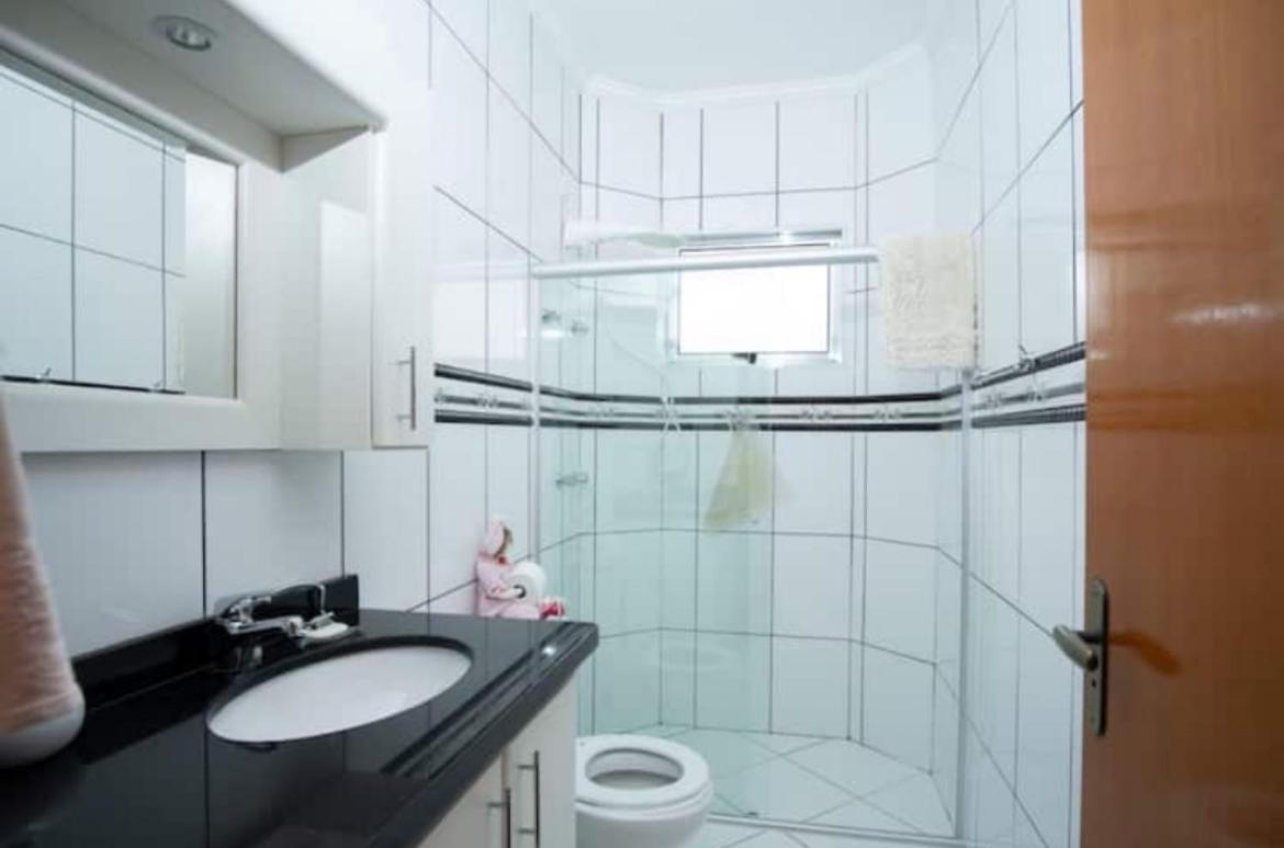 Proximo Ao Centro, 3 Quartos Com Apartment